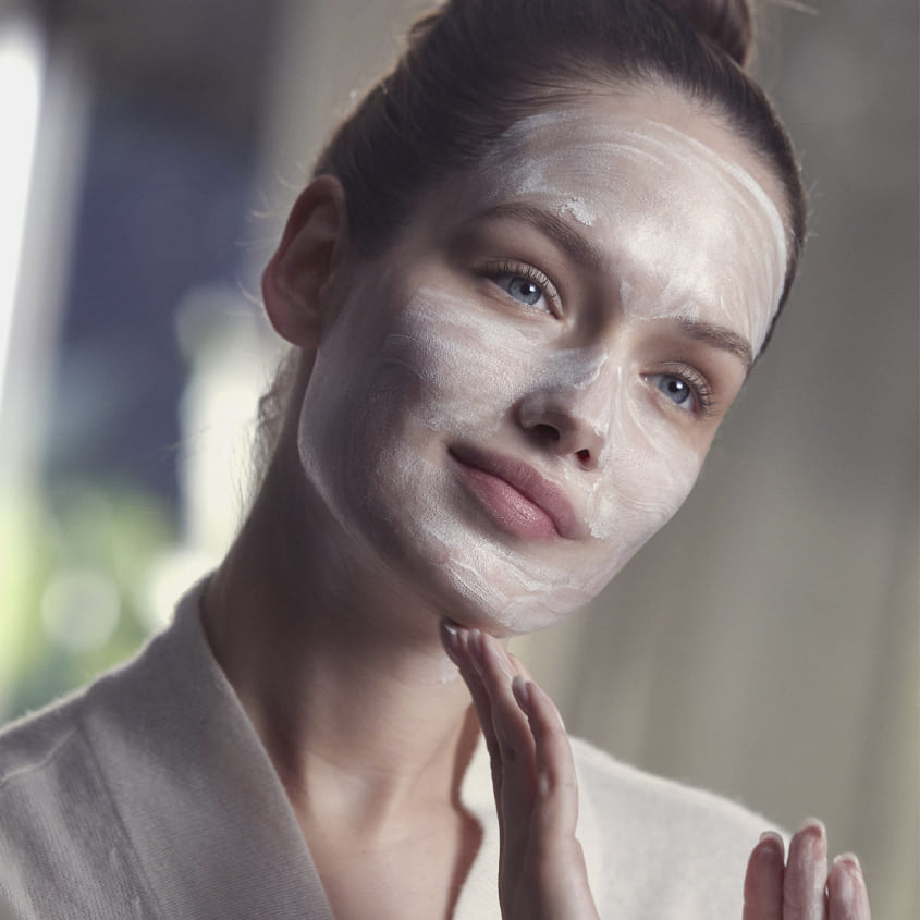 SISLEY MASQUE PURIFIANT PROFOND AUX RESINES TROPICALES 60 ML – توصيل مجاني