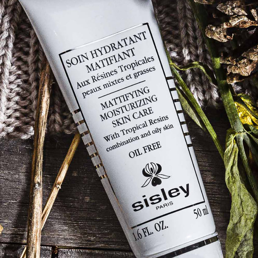 Mattifying Moisturizing Skin Care With Tropical Resins