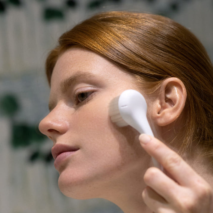Gentle Brush Face And Neck