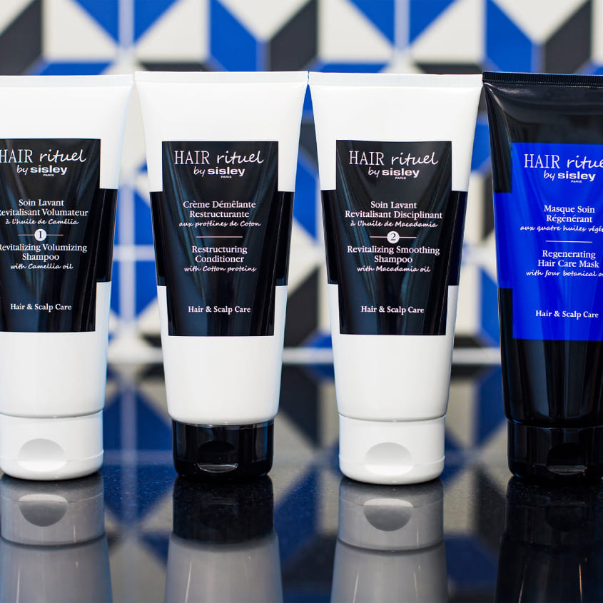 Revitalizing Smoothing Shampoo With Macadamia Oil