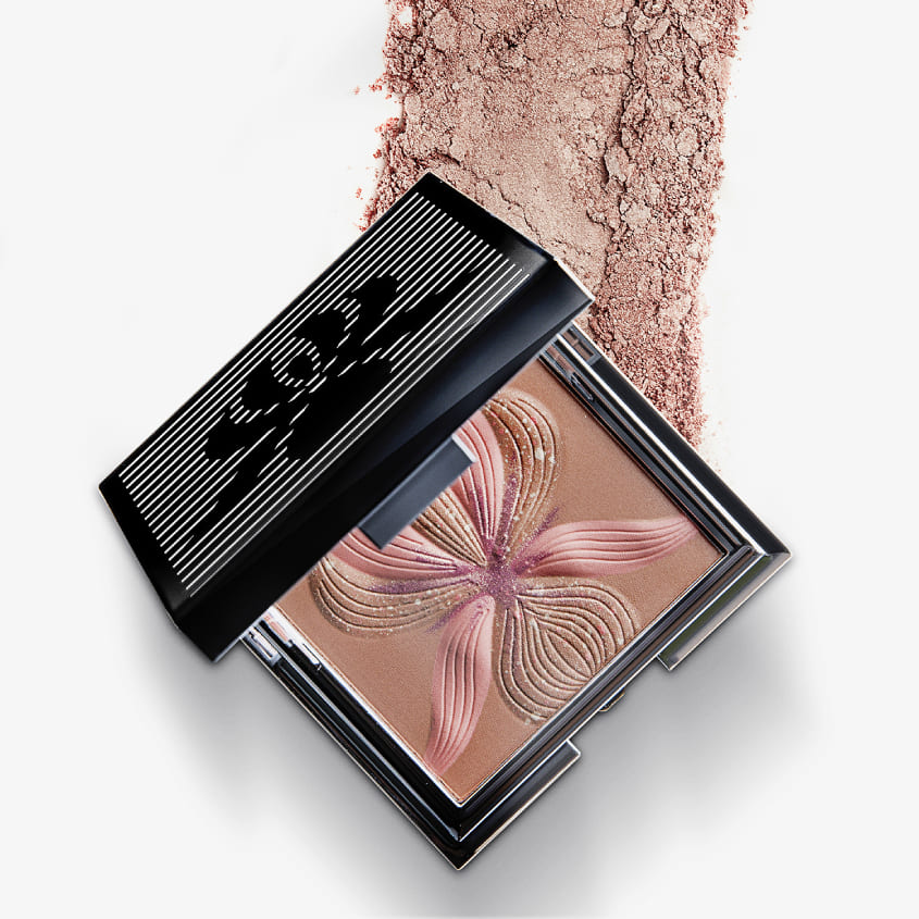 L'Orchidée Highlighter Blush