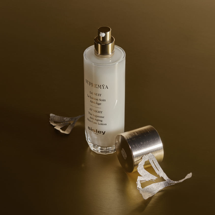 Supremÿa At Night The Supreme Anti-Aging Skin Care Lotion