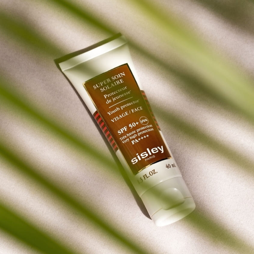Super Soin Solaire Visage Facial Suncare  SPF 50+
