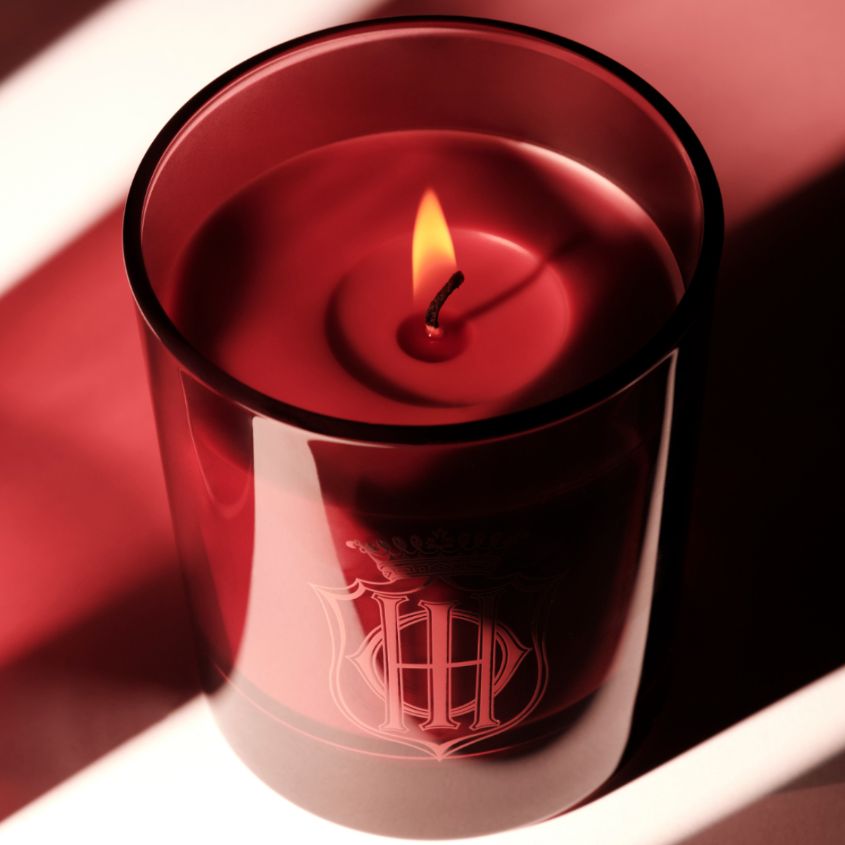 ROSE SCENTED CANDLE 220 G