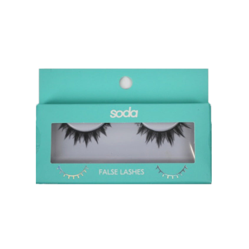 False Eyelashes with Doll Eyes Effect #dollyeyes
