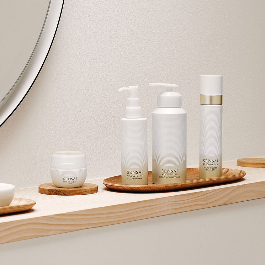 SENSAI ABSOLUTE SILK MICRO MOUSSE WASH – photo 7