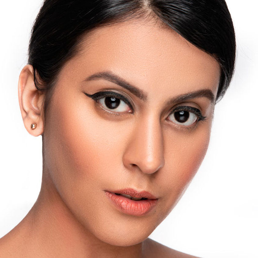 SUGAR KOHL OF HONOUR INTENSE KAJAL 01 BLACK OUT 0,3G – photo 5