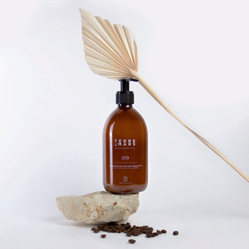 Revitalizing Hair Shampoo 019
