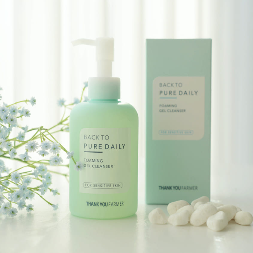 BACK TO PURE DAILY FOAMING GEL CLEANSER 200ML