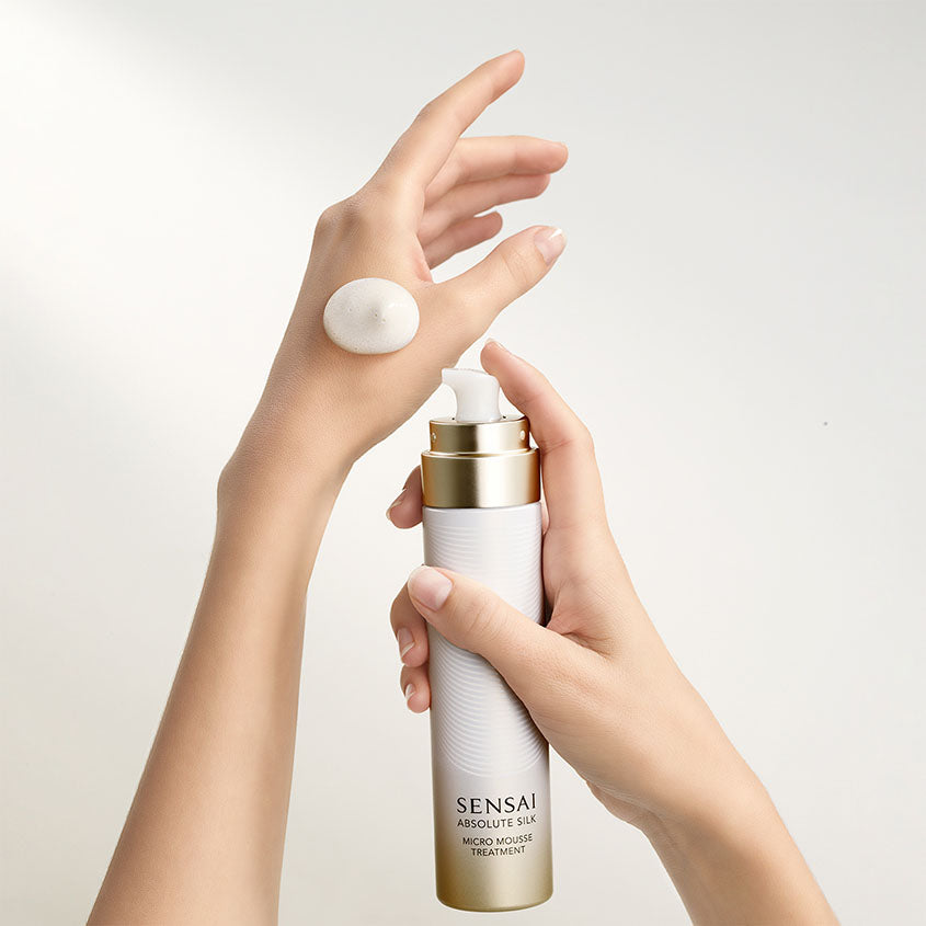 SENSAI ABSOLUTE SILK MICRO MOUSSE TREATMENT – photo 5
